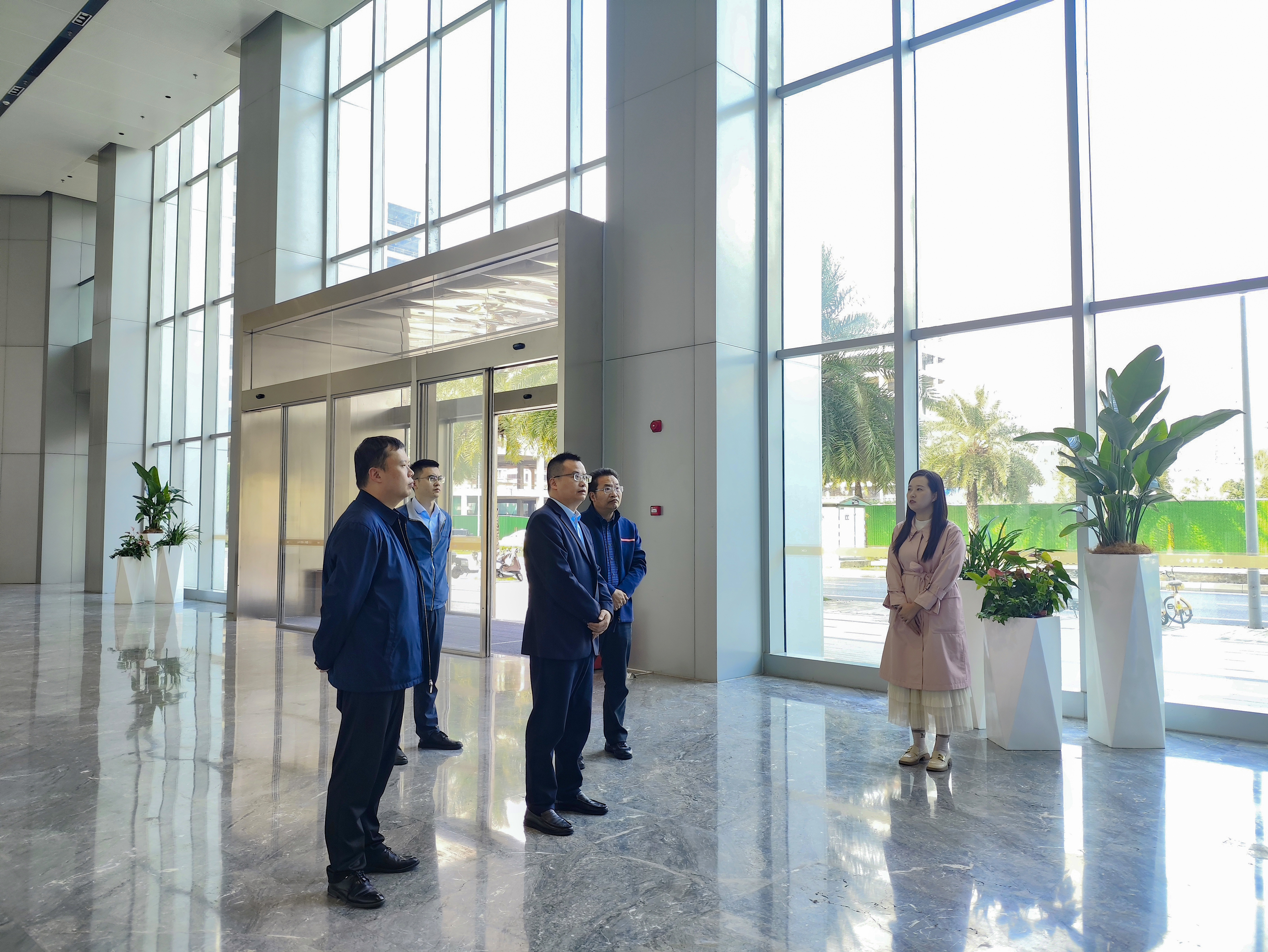 必赢亚州242.net集团党委书记、董事长李强调研成德高端能源装备集群创新中心