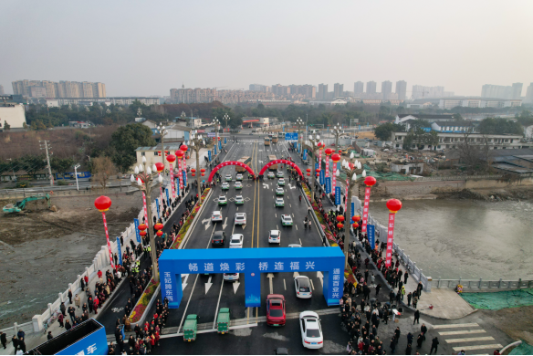 奋战开门红 |玉妃新桥通车!国信建设公司匠心筑就绵竹新地标